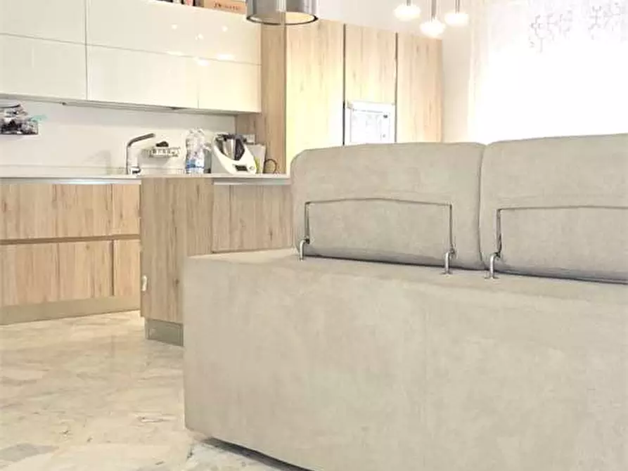 Immagine 43 di Appartamento in vendita  a Bitonto