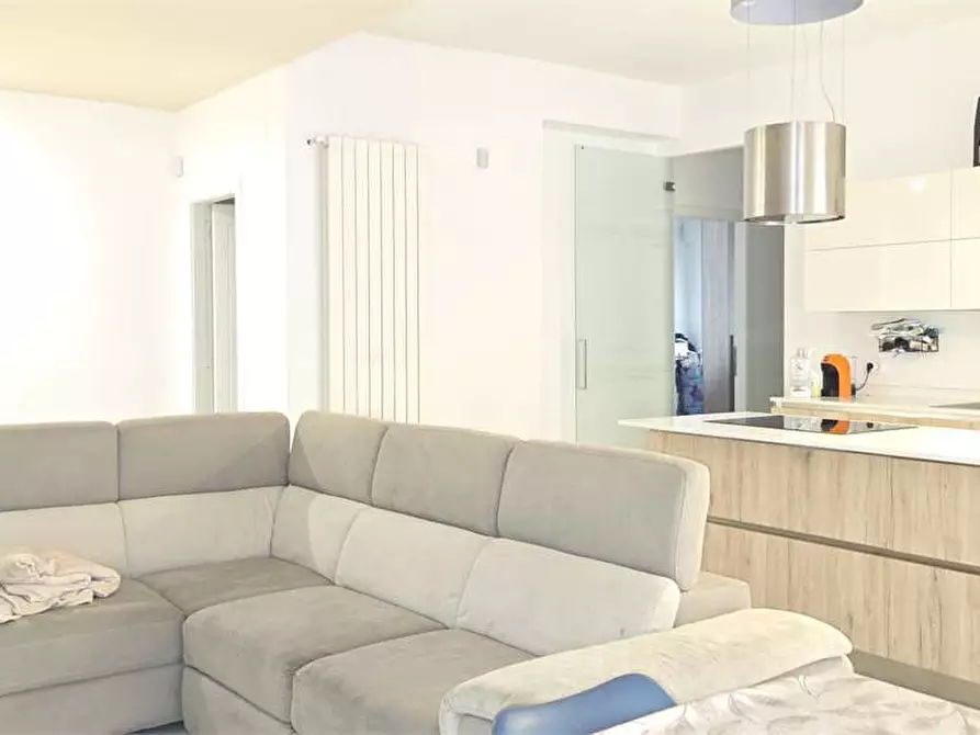 Immagine 49 di Appartamento in vendita  a Bitonto