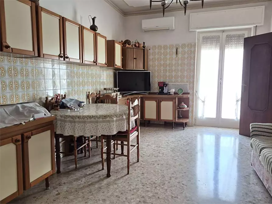 Immagine 18 di Appartamento in vendita  a Bitonto