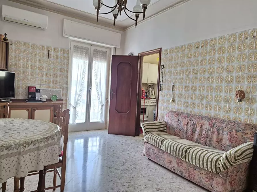 Immagine 21 di Appartamento in vendita  a Bitonto