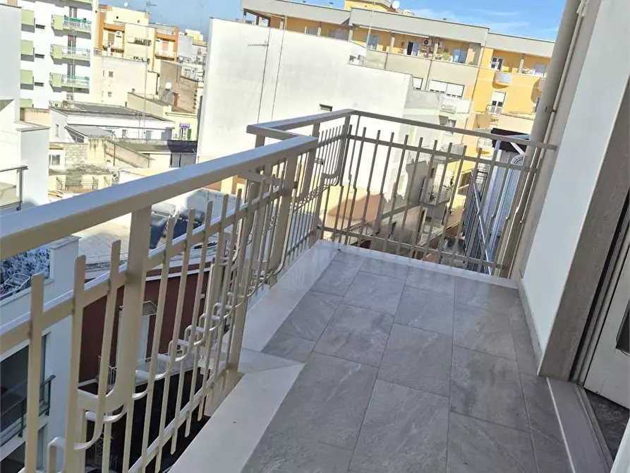 Immagine 46 di Appartamento in vendita  a Bitonto