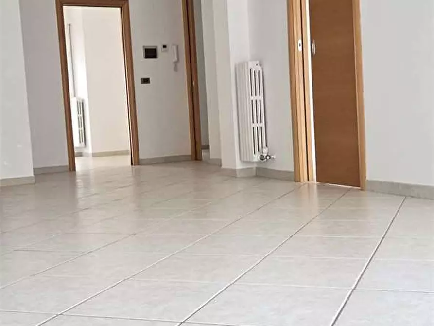 Immagine 11 di Appartamento in vendita  a Bitonto
