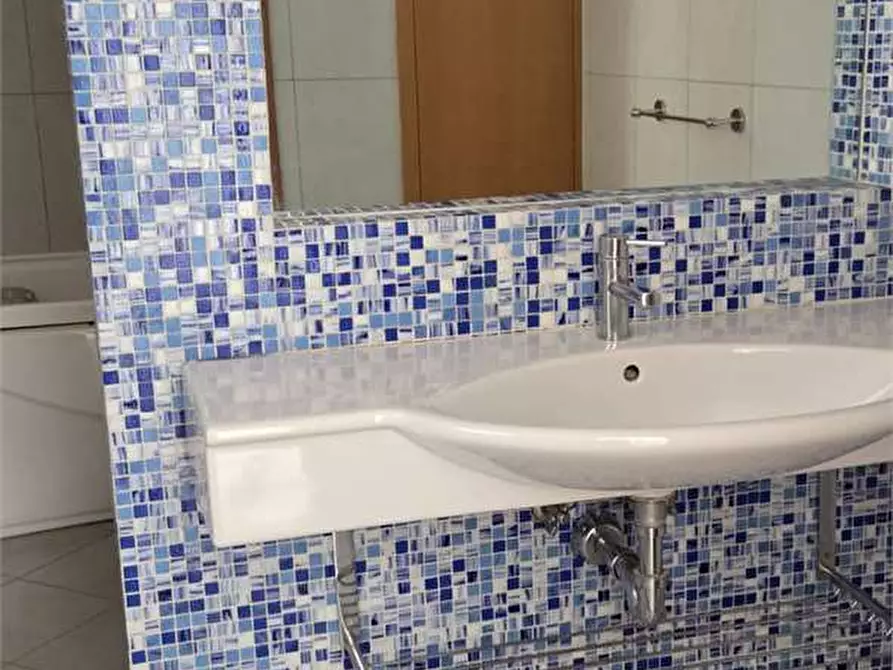 Immagine 38 di Appartamento in vendita  a Bitonto