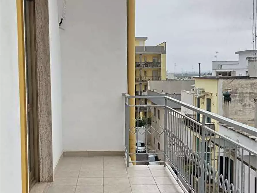 Immagine 49 di Appartamento in vendita  a Bitonto
