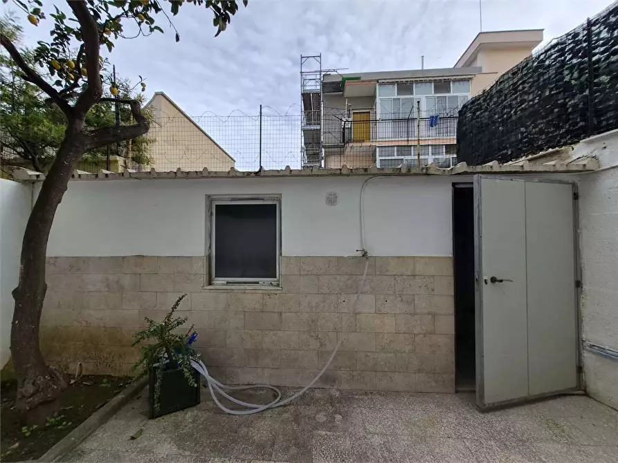 Immagine 15 di Appartamento in vendita  a Bitonto