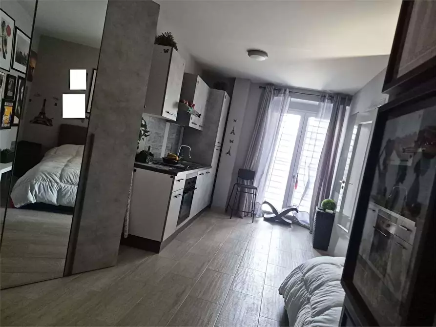 Immagine 33 di Appartamento in vendita  a Bitonto