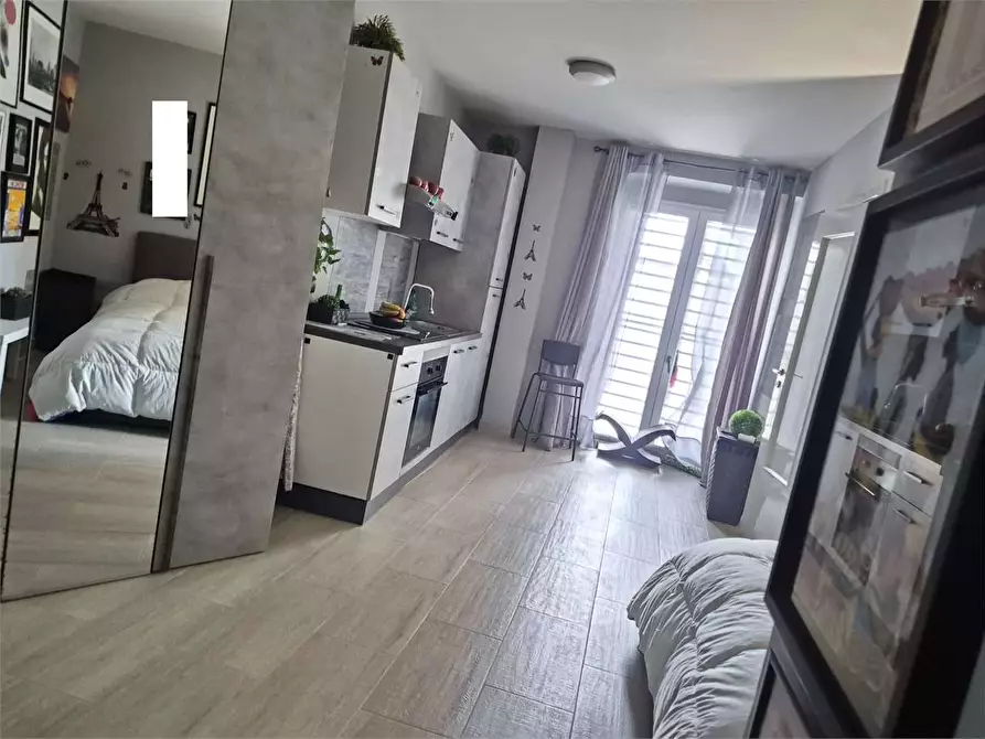 Immagine 35 di Appartamento in vendita  a Bitonto