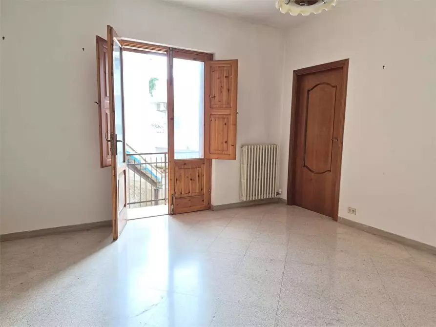 Immagine 12 di Casa indipendente in vendita  a Bitonto