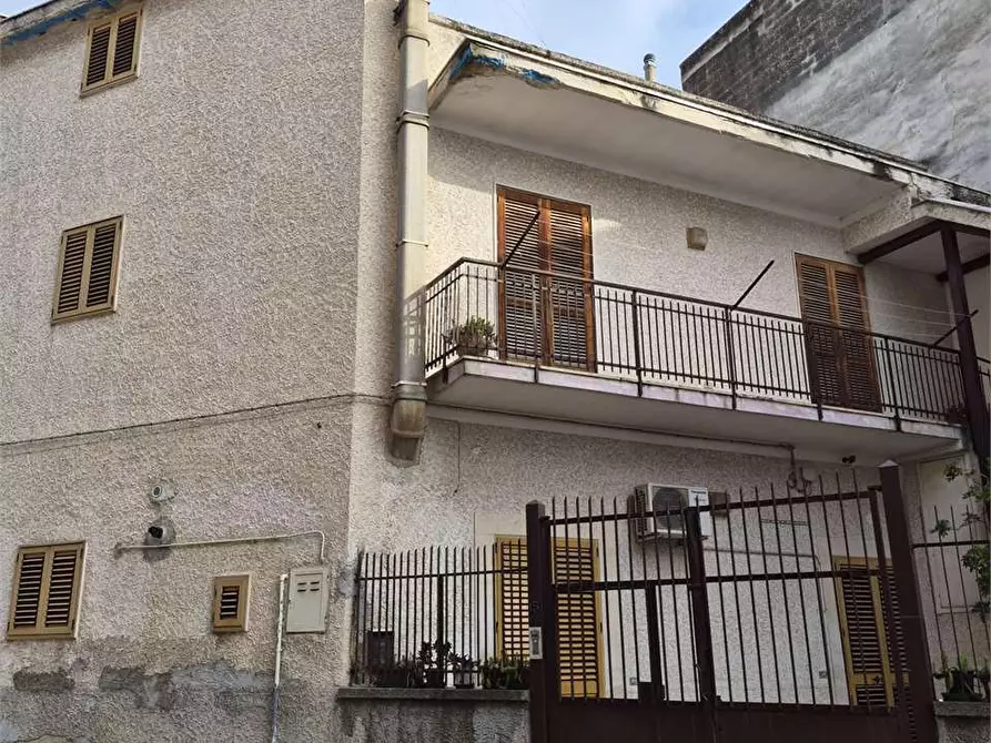 Immagine 25 di Casa indipendente in vendita  a Bitonto
