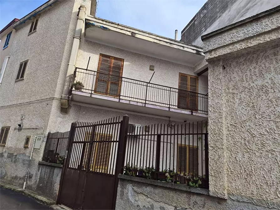 Immagine 30 di Casa indipendente in vendita  a Bitonto