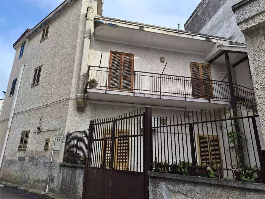 Immagine 31 di Casa indipendente in vendita  a Bitonto
