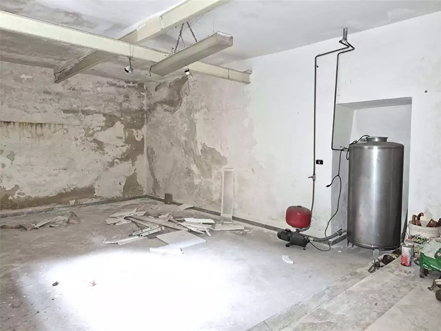 Immagine 38 di Casa indipendente in vendita  a Bitonto