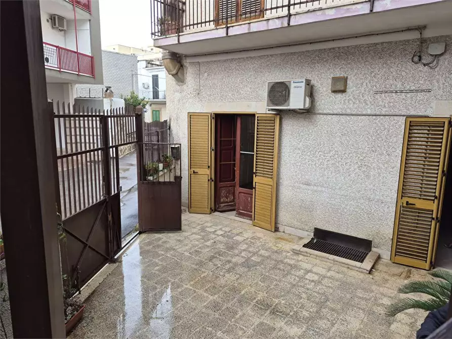 Immagine 41 di Casa indipendente in vendita  a Bitonto