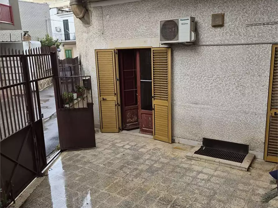 Immagine 42 di Casa indipendente in vendita  a Bitonto