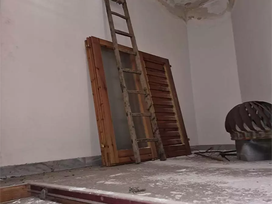 Immagine 48 di Casa indipendente in vendita  a Bitonto