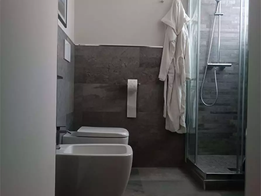 Immagine 22 di Appartamento in affitto  a Bari