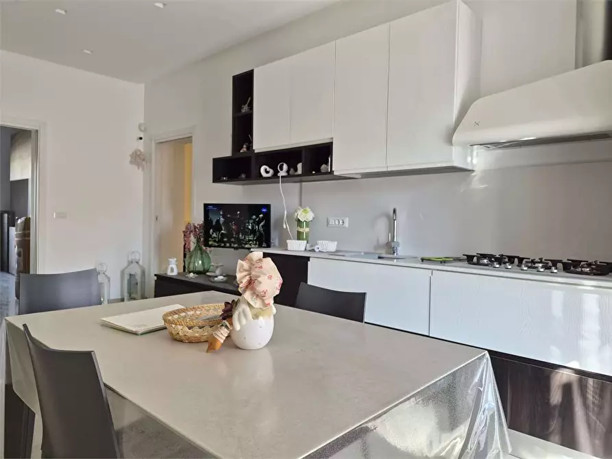 Immagine 19 di Appartamento in vendita  a Bitonto