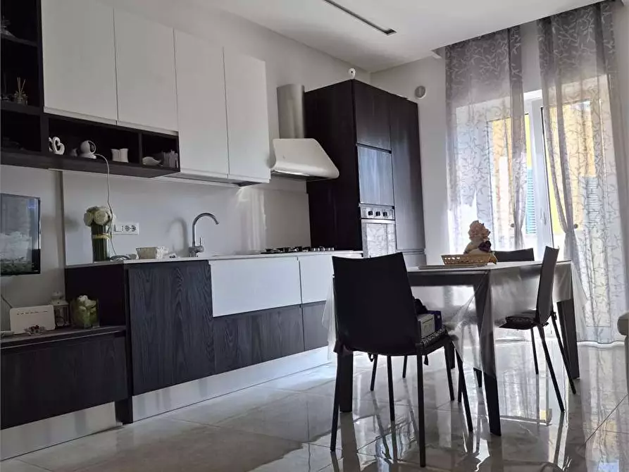 Immagine 24 di Appartamento in vendita  a Bitonto