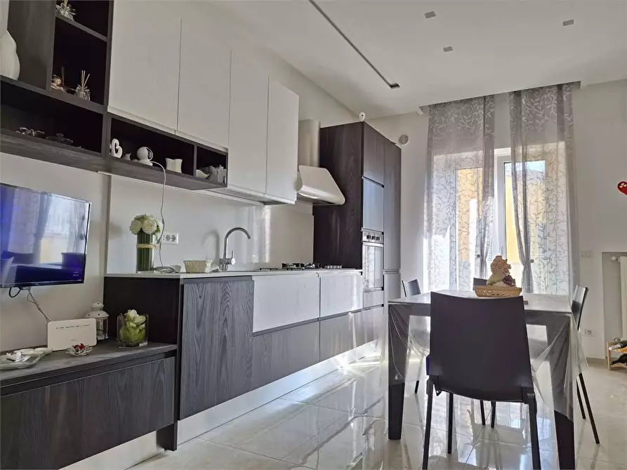 Immagine 29 di Appartamento in vendita  a Bitonto