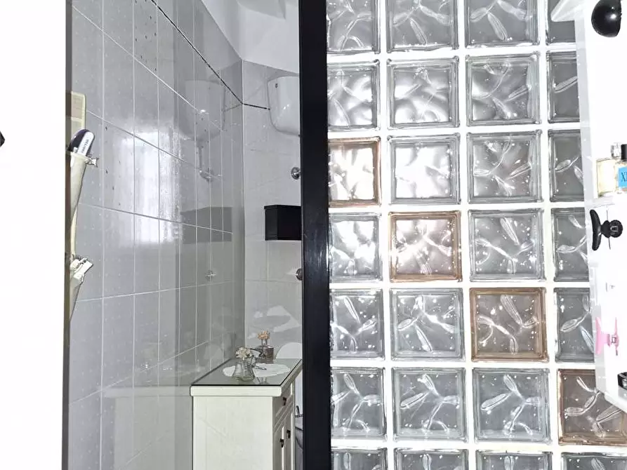 Immagine 7 di Appartamento in vendita  a Bitonto