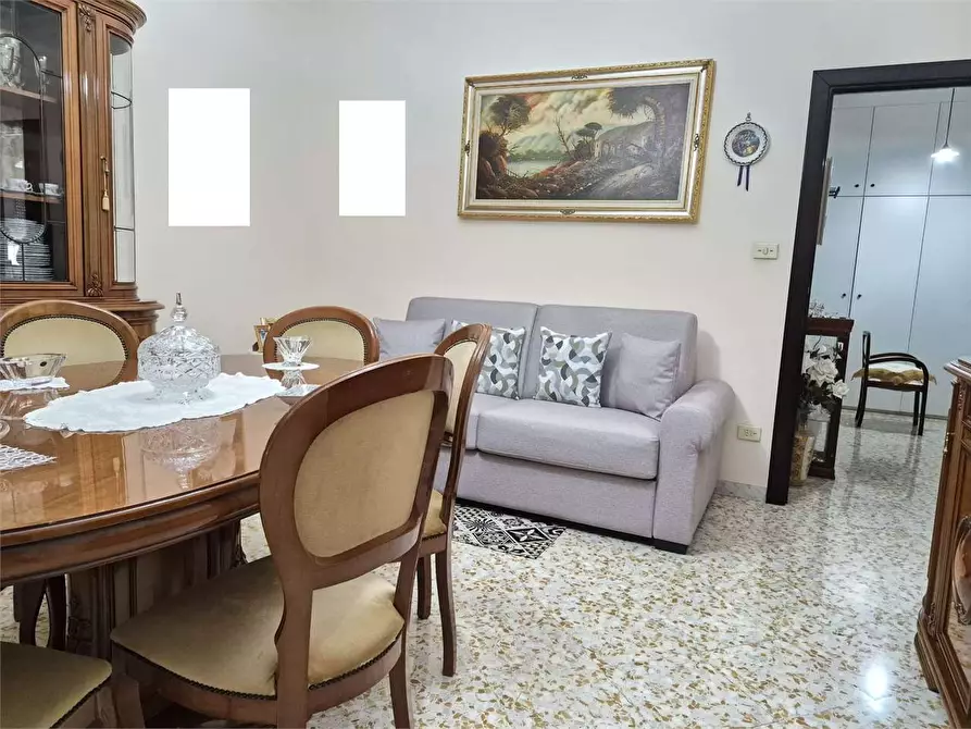 Immagine 21 di Appartamento in vendita  a Bitonto