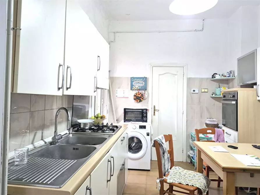 Immagine 21 di Appartamento in vendita  a Bitonto