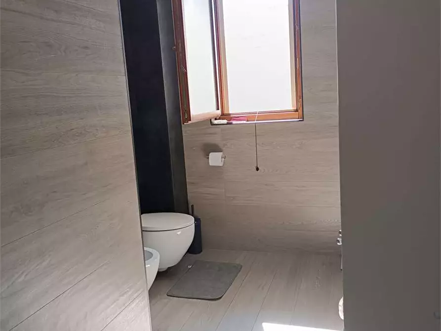 Immagine 8 di Trilocale in vendita  a Bitonto