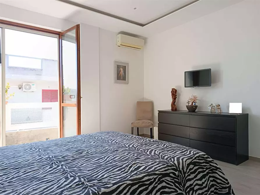 Immagine 11 di Trilocale in vendita  a Bitonto