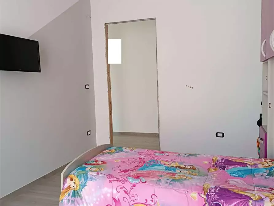 Immagine 13 di Trilocale in vendita  a Bitonto