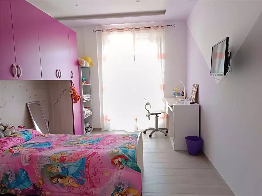 Immagine 15 di Trilocale in vendita  a Bitonto