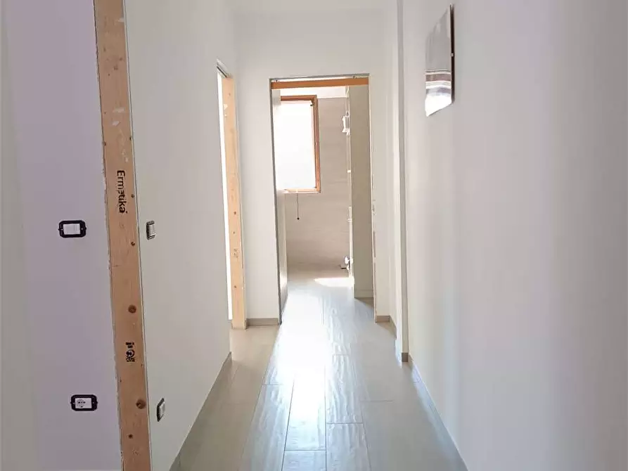 Immagine 16 di Trilocale in vendita  a Bitonto