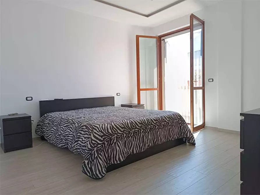 Immagine 49 di Trilocale in vendita  a Bitonto