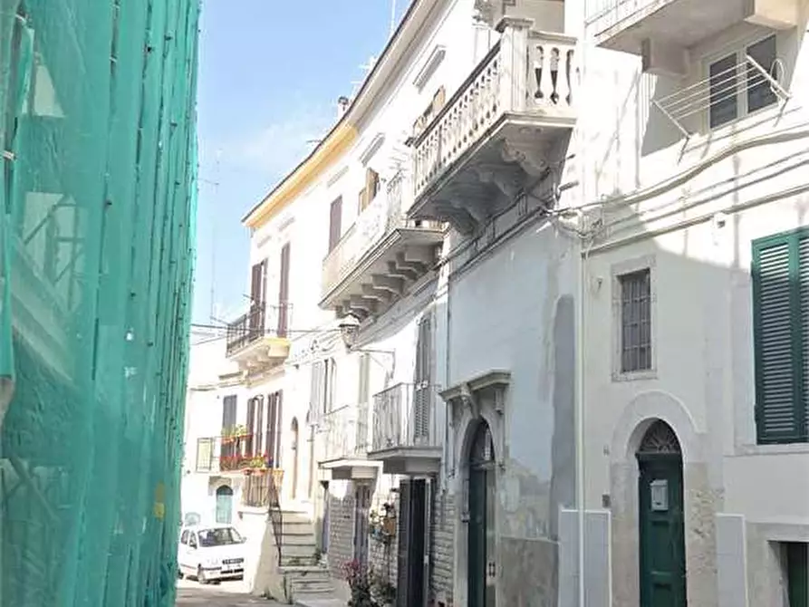 Immagine 13 di Casa indipendente in vendita  a Bitonto
