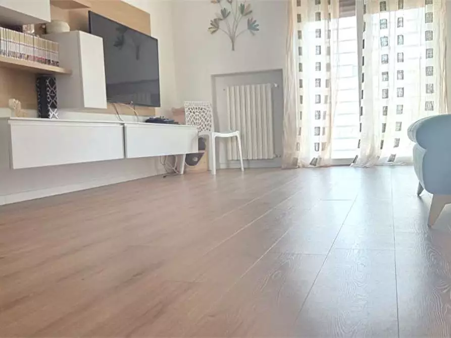 Immagine 12 di Appartamento in vendita  a Palo Del Colle