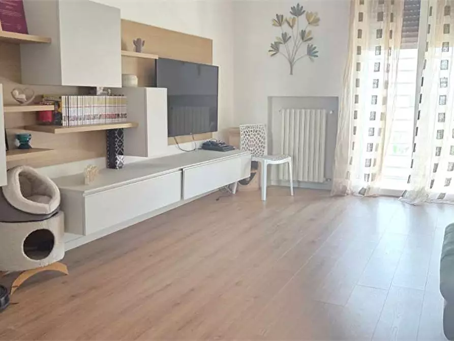 Immagine 19 di Appartamento in vendita  a Palo Del Colle