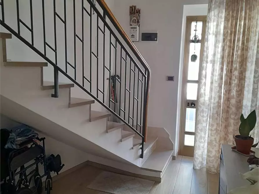 Immagine 19 di Casa indipendente in vendita  a Bari