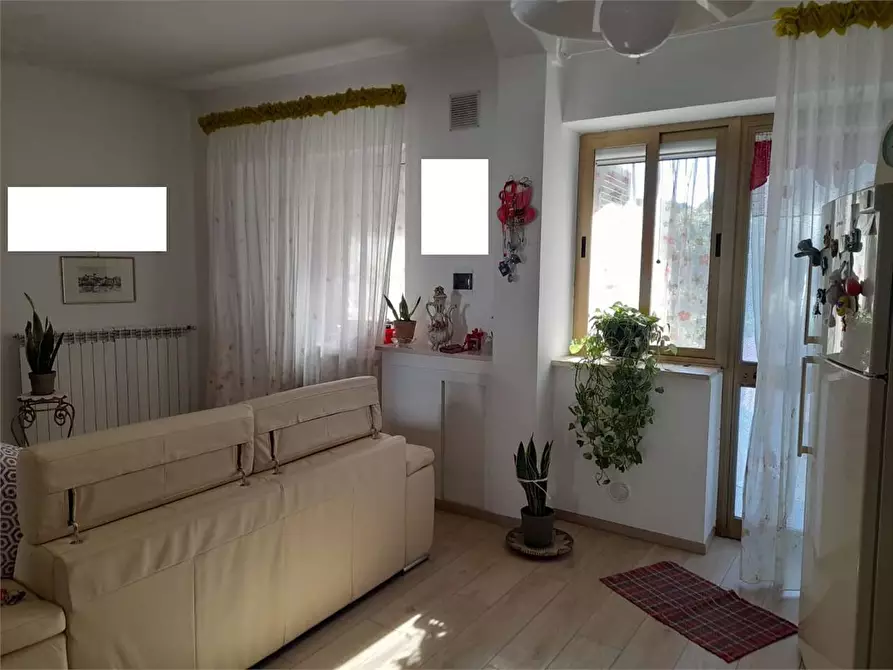Immagine 27 di Casa indipendente in vendita  a Bari