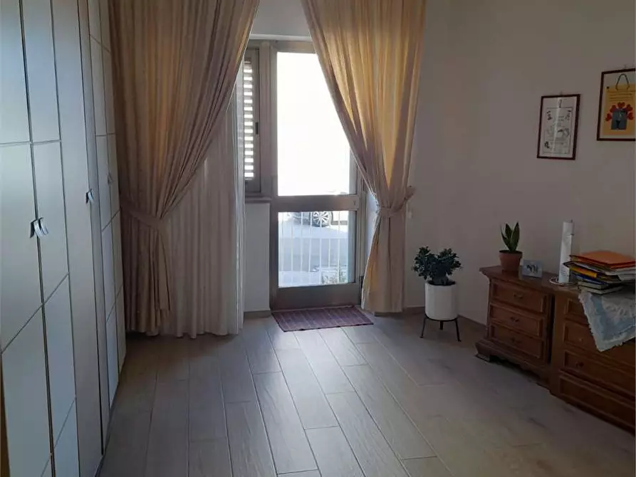 Immagine 32 di Casa indipendente in vendita  a Bari