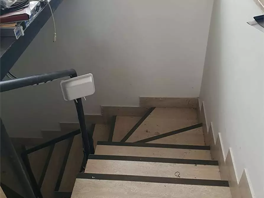 Immagine 11 di Capannone industriale in vendita  a Bitonto