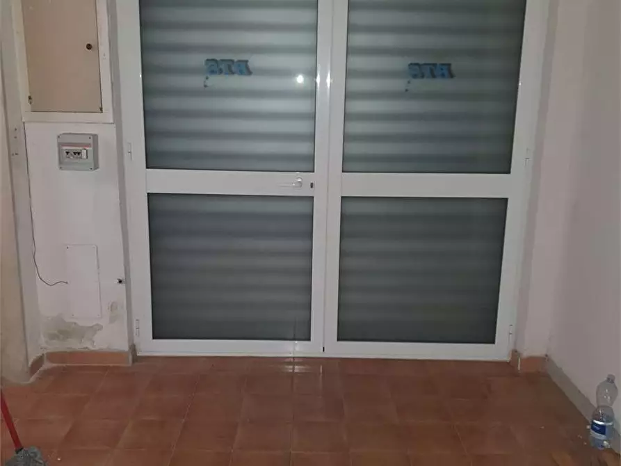 Immagine 20 di Capannone industriale in vendita  a Bitonto