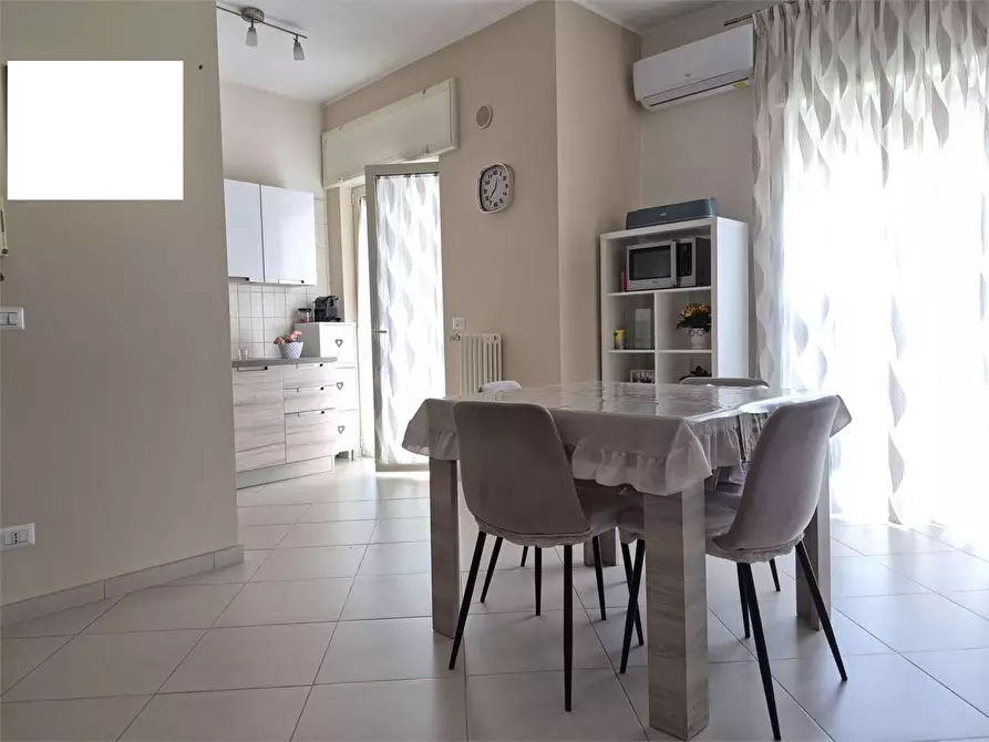 Immagine 3 di Appartamento in vendita  in via vncenzo bellini 67 a Bitonto