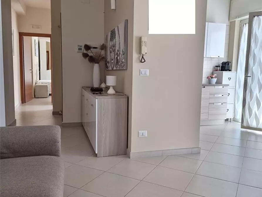 Immagine 6 di Appartamento in vendita  in via vncenzo bellini 67 a Bitonto