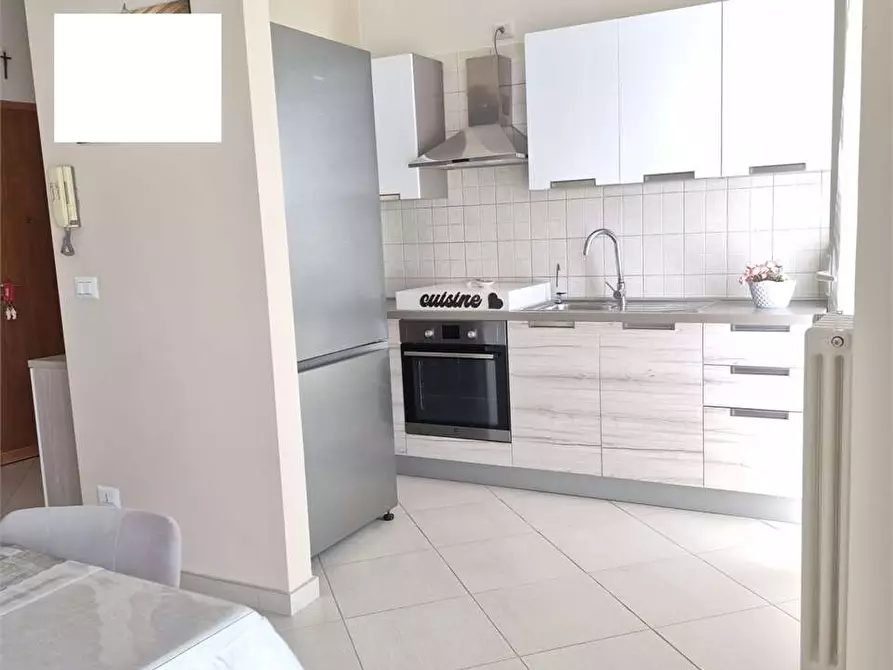 Immagine 8 di Appartamento in vendita  in via vncenzo bellini 67 a Bitonto