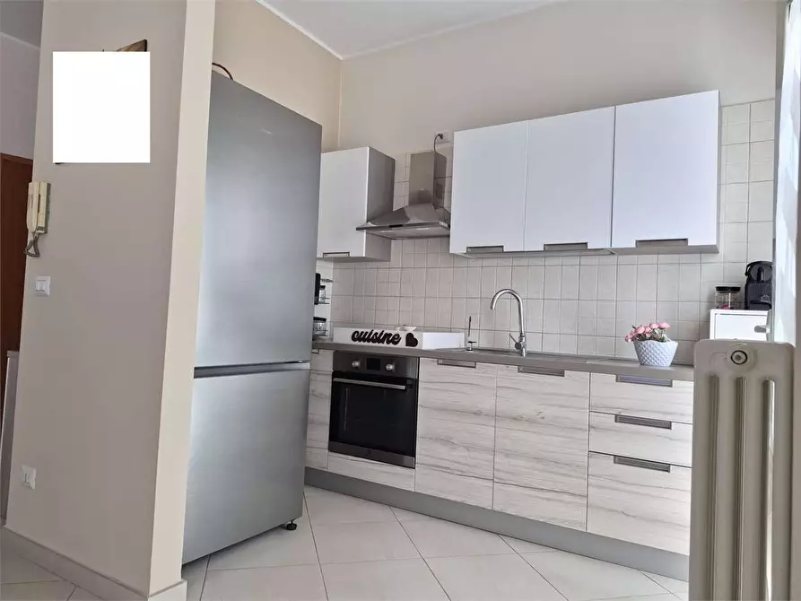Immagine 10 di Appartamento in vendita  in via vncenzo bellini 67 a Bitonto