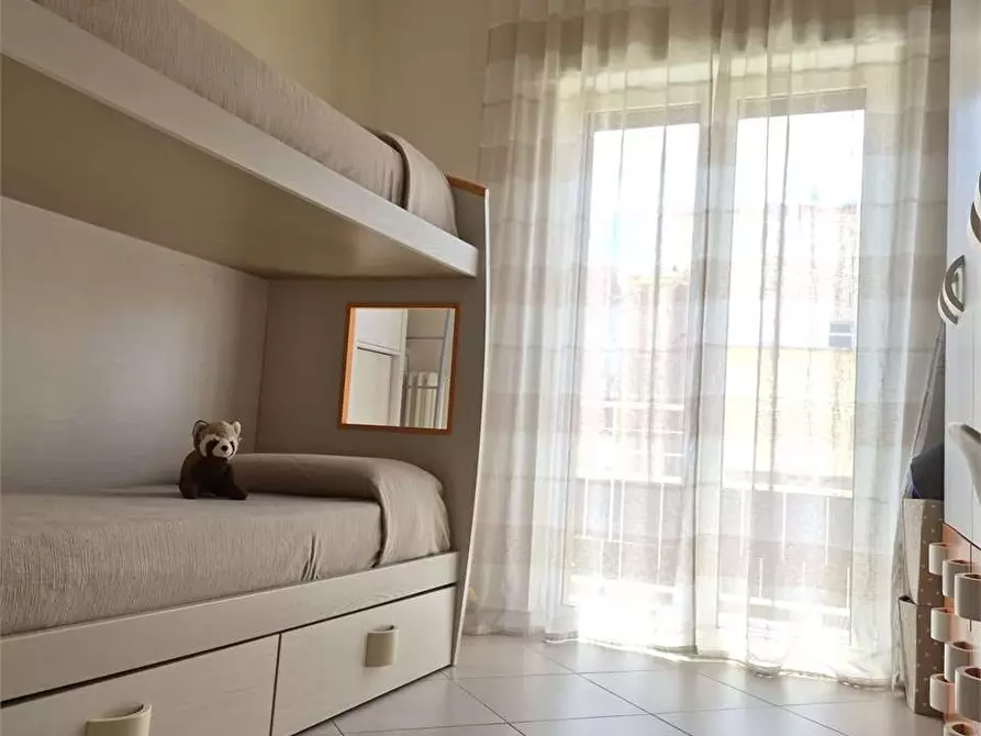 Immagine 15 di Appartamento in vendita  in via vncenzo bellini 67 a Bitonto