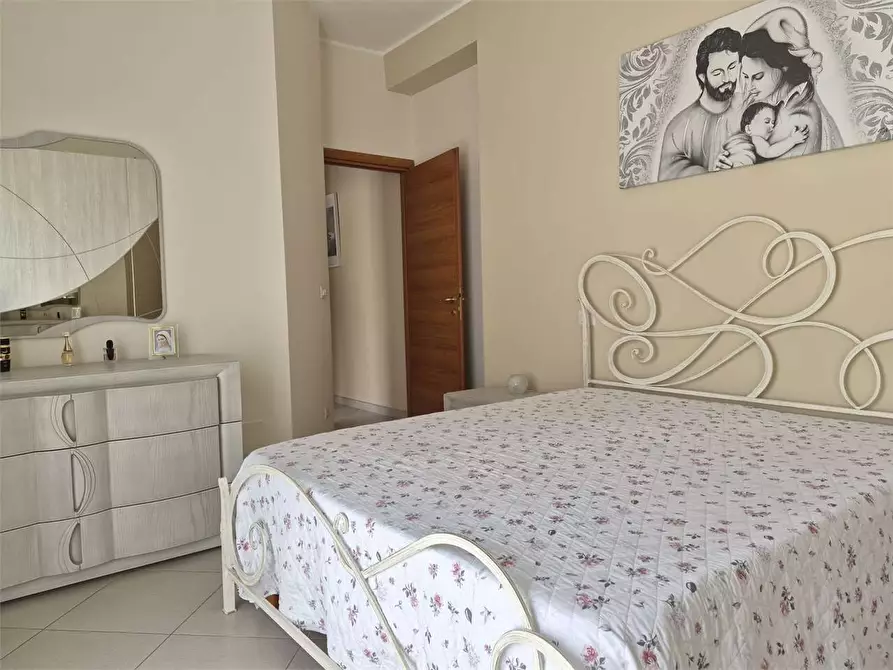 Immagine 17 di Appartamento in vendita  in via vncenzo bellini 67 a Bitonto