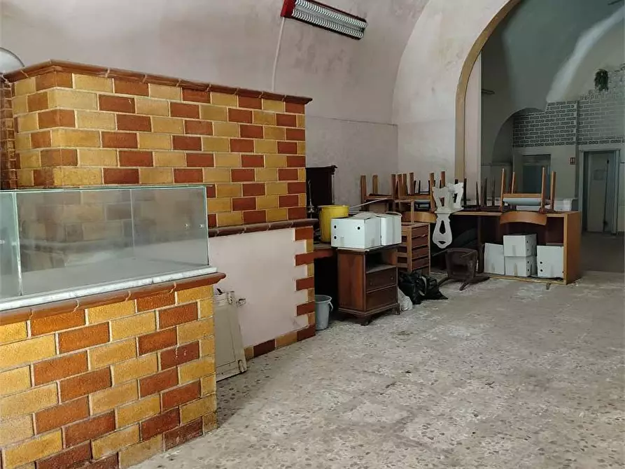 Immagine 1 di Magazzino in affitto  in Via Cairoli 10 a Bitonto