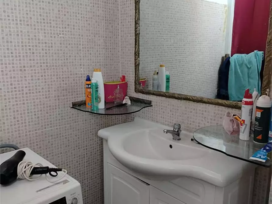 Immagine 6 di Appartamento in vendita  in Via Antonio Planelli 46 a Bitonto