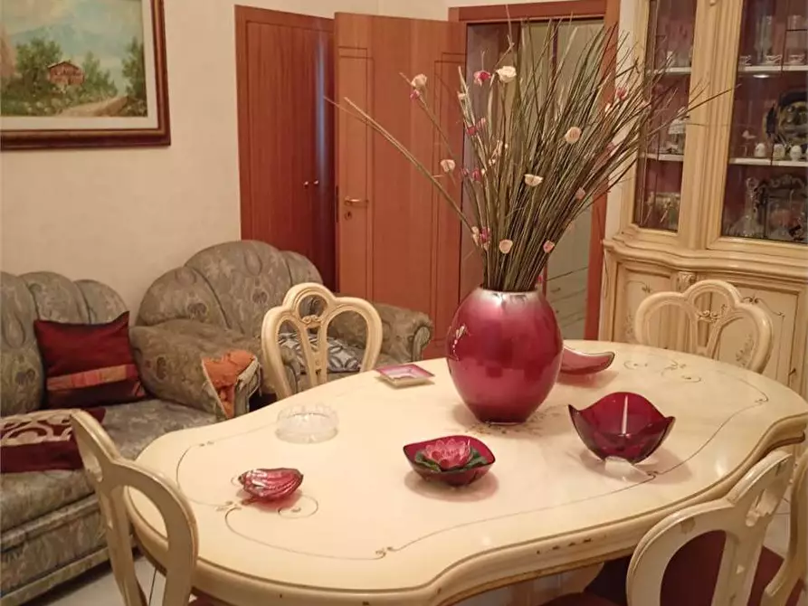Immagine 2 di Casa indipendente in vendita  in Via Udine 26 a Bari