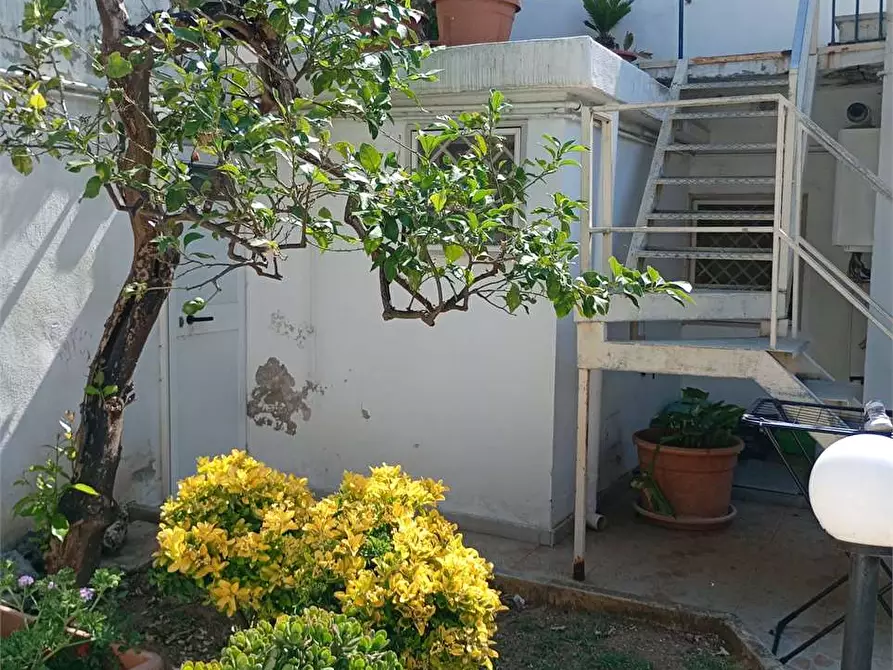 Immagine 21 di Casa indipendente in vendita  in Via Udine 26 a Bari